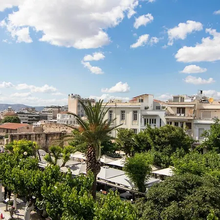 Mythodea * Atene