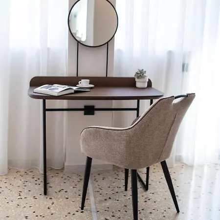 Apartman Mythodea