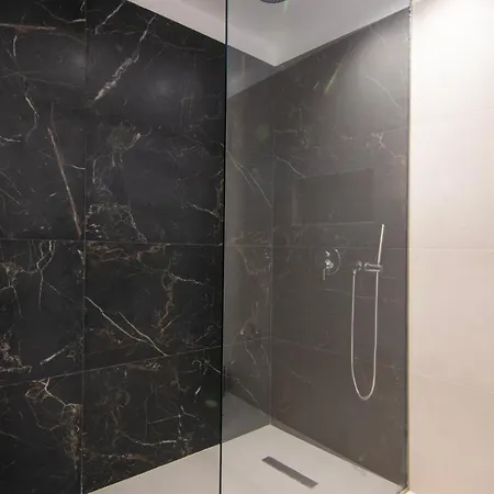 Mythodea Apartman *